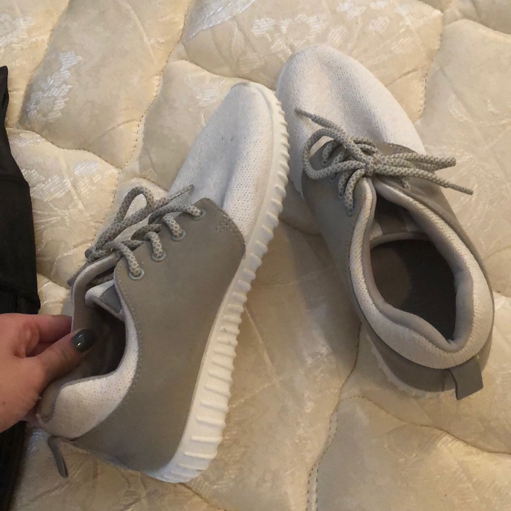 Madden Girl sneakers